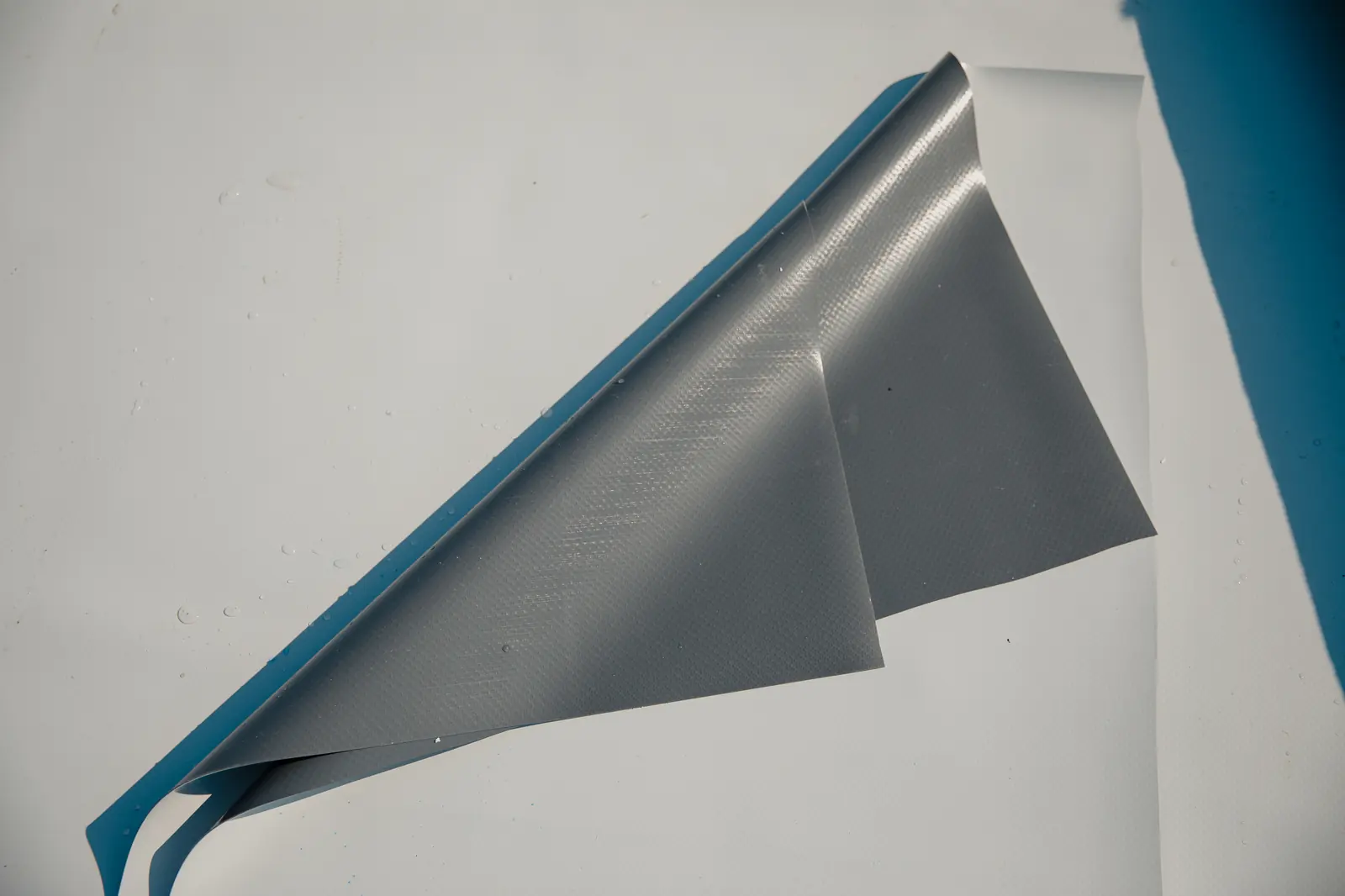 Rubber membrane flat roof detail